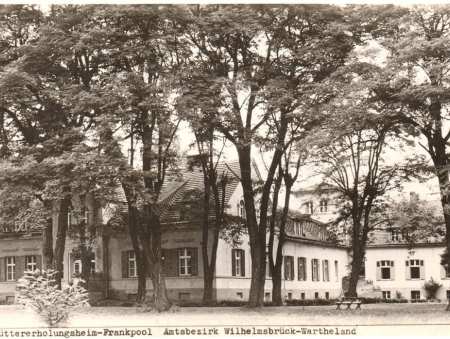 Ustronie koło Opatowa – niemieckie sanatorium miłości?